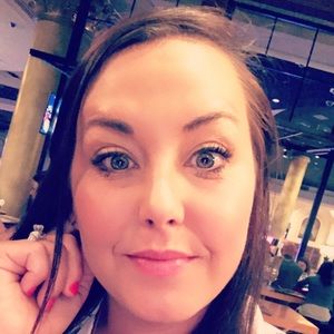 Meet your Posher, Alisha